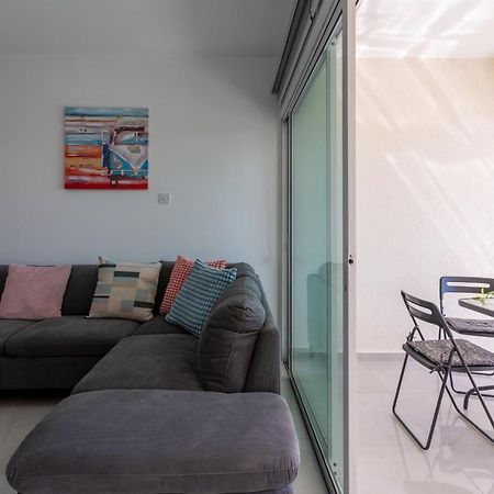 Andrea 3-Bedroom Apt In Mackenzie Larnaca Extérieur photo