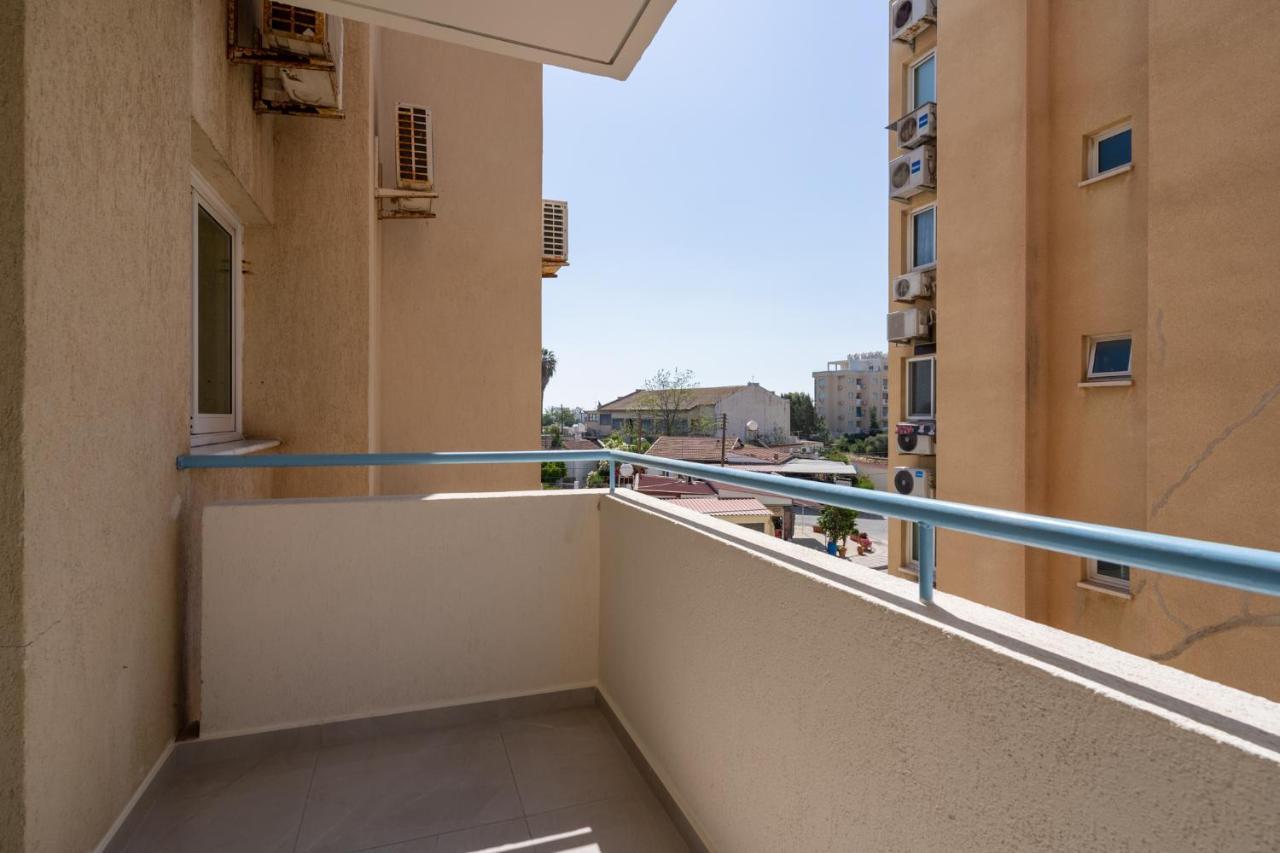 Andrea 3-Bedroom Apt In Mackenzie Larnaca Extérieur photo