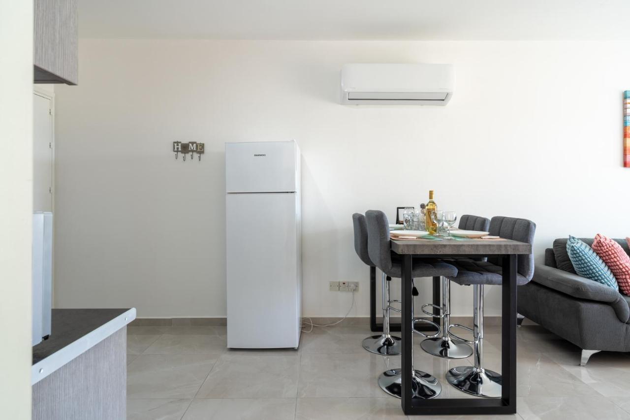 Andrea 3-Bedroom Apt In Mackenzie Larnaca Extérieur photo