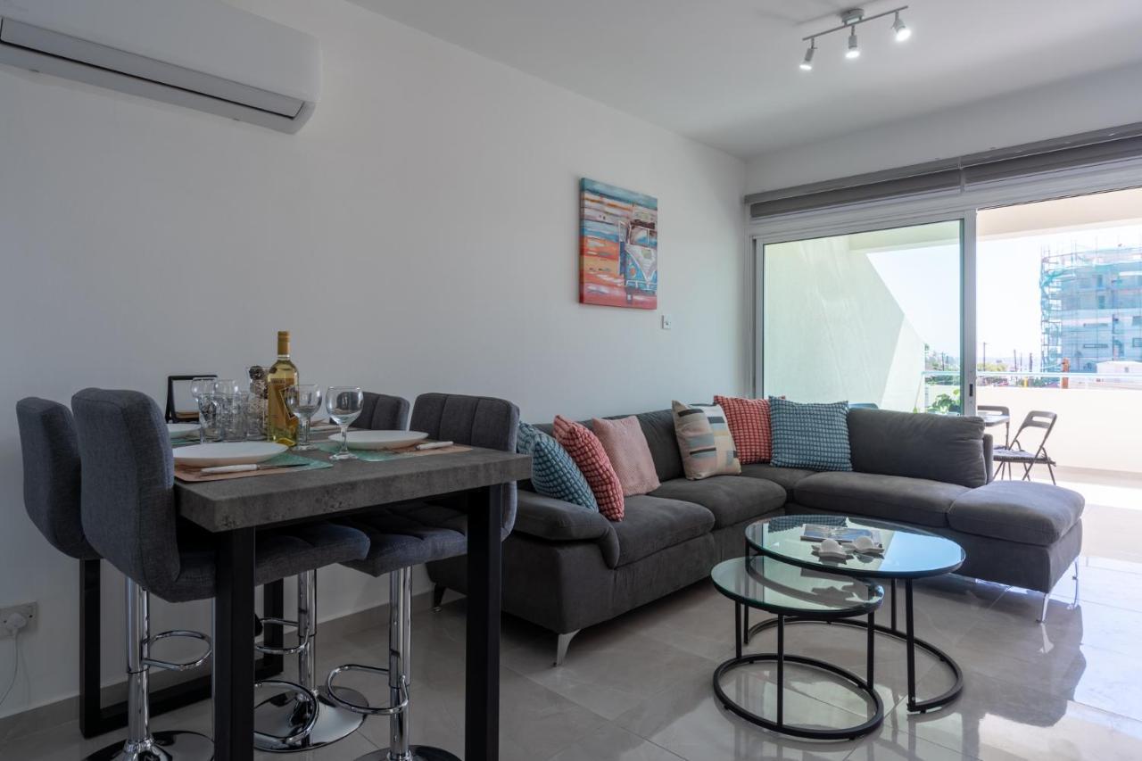 Andrea 3-Bedroom Apt In Mackenzie Larnaca Extérieur photo